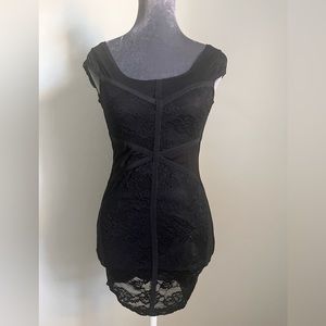 Little lace black dress